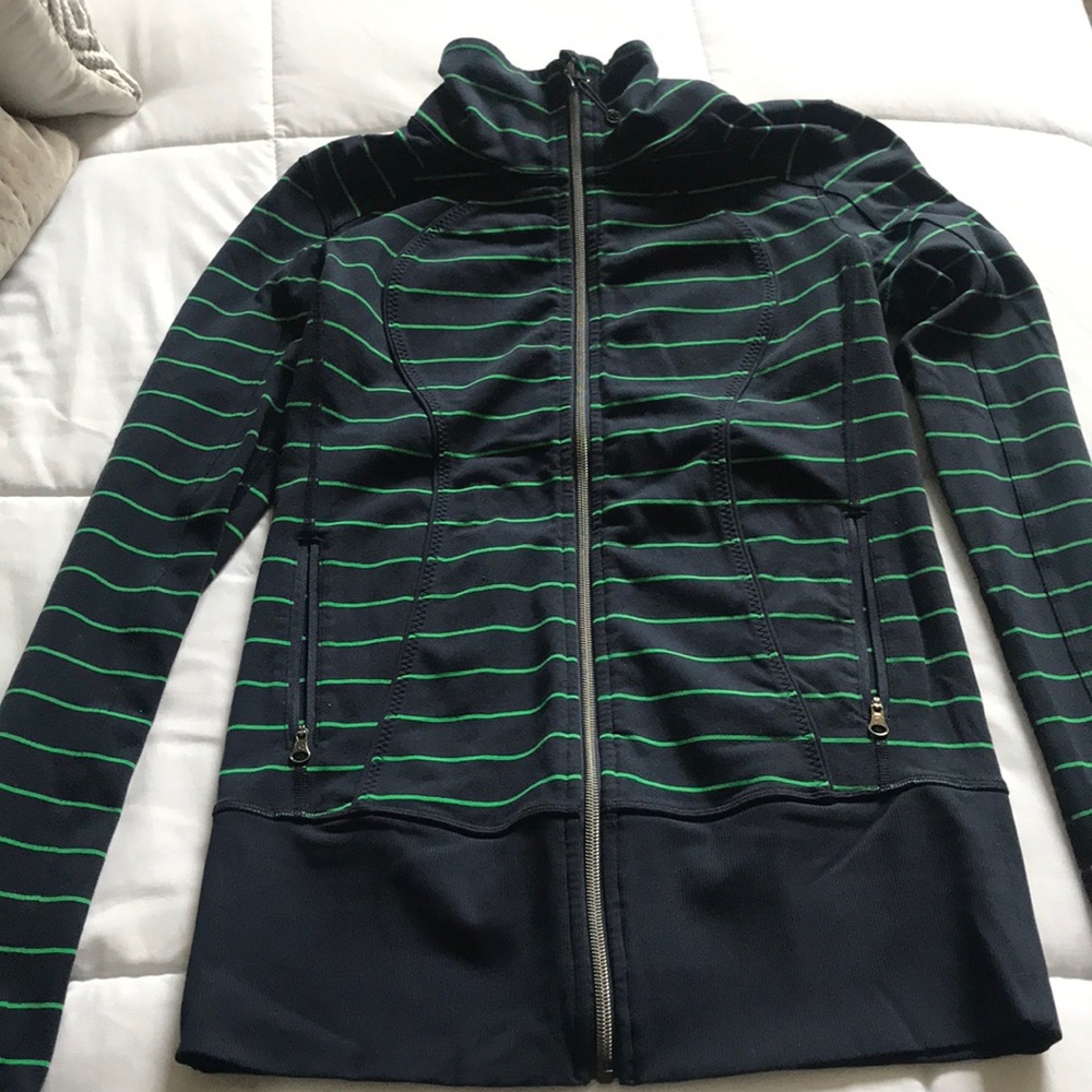 Lululemon Scuba Jacket size 6